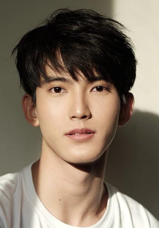 查隆拉·诺山荣头像