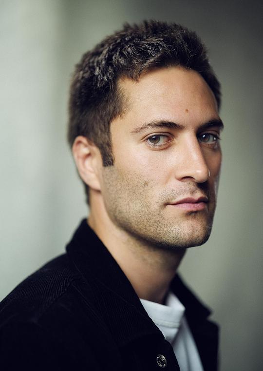 阿尔蒂·佛鲁山头像