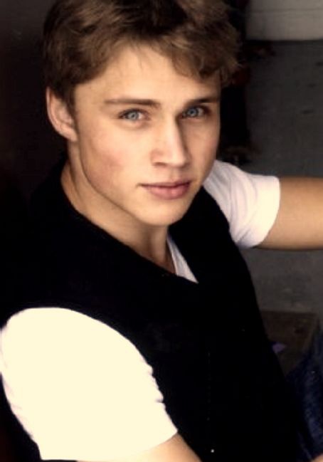 马克斯·洛伊德-琼斯头像