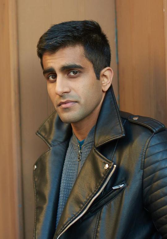 巴利·吉尔头像