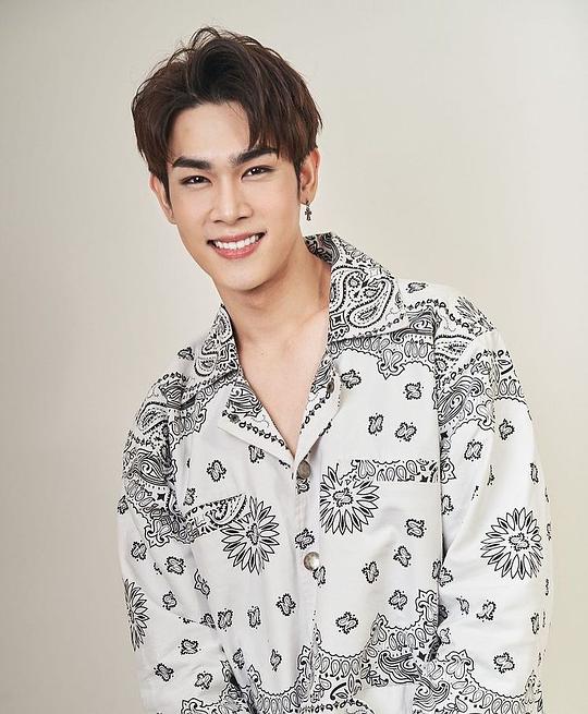 查维缇彭·普颂基缇萨库尔头像