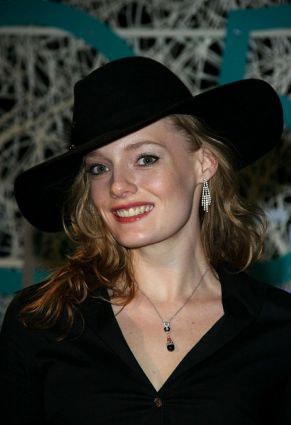 凯莉·哈里森头像