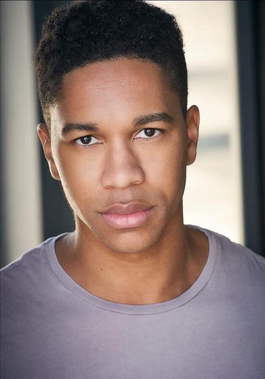 阿伦·莫滕头像