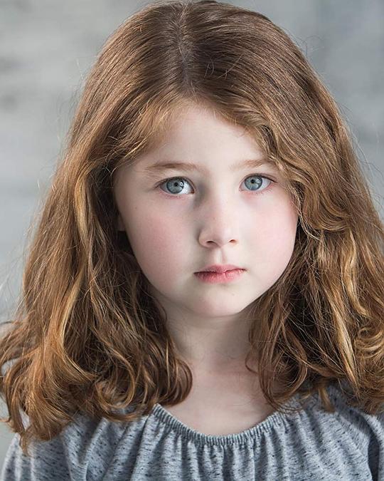 伊丽莎·赖利头像