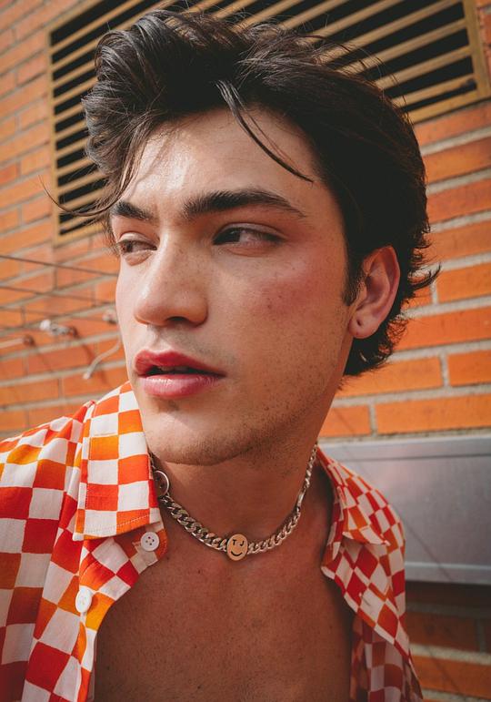 胡安·佩拉雷斯头像