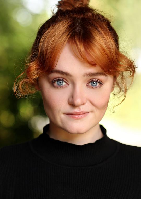 利亚·伯恩头像