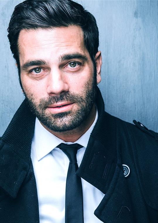 迈克尔·马西尼头像