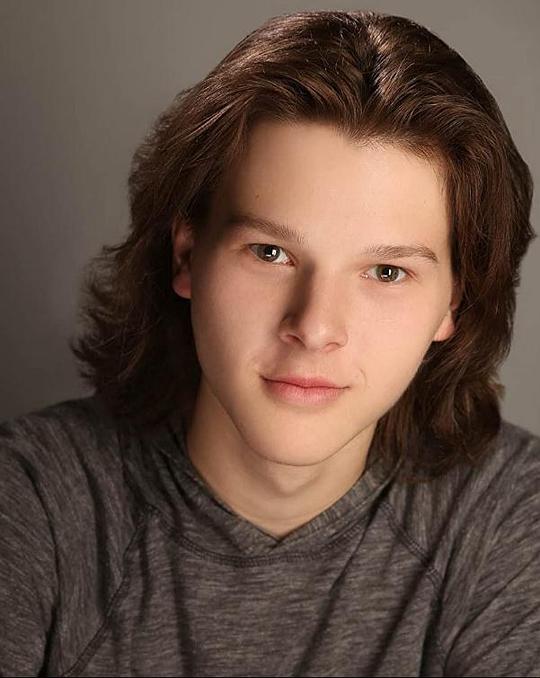 科尔顿·戈博头像