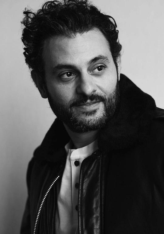 阿里安·穆阿耶德头像