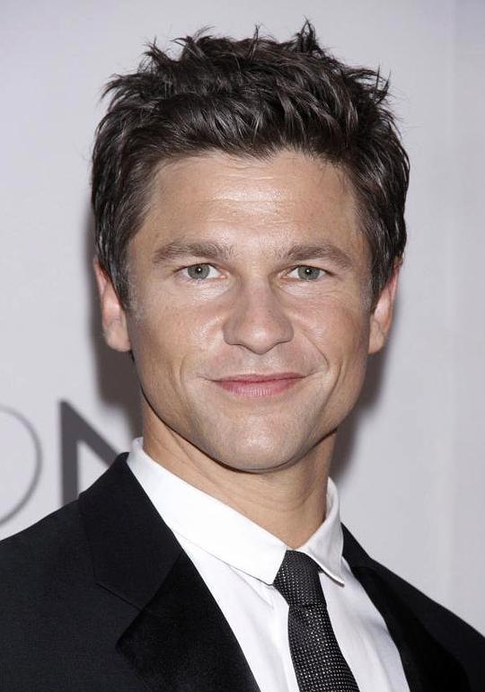 大卫·伯卡头像