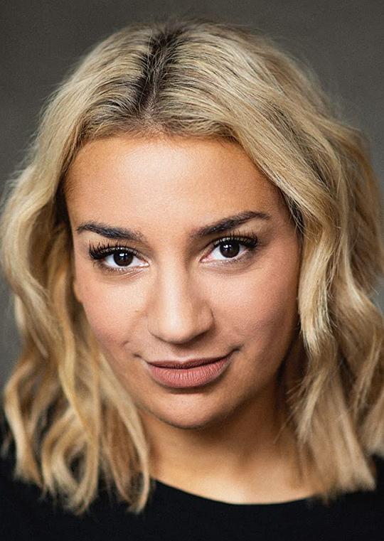 露西·肖豪斯头像