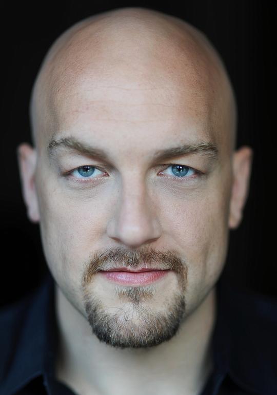 亚历山大·杰米尼亚尼头像