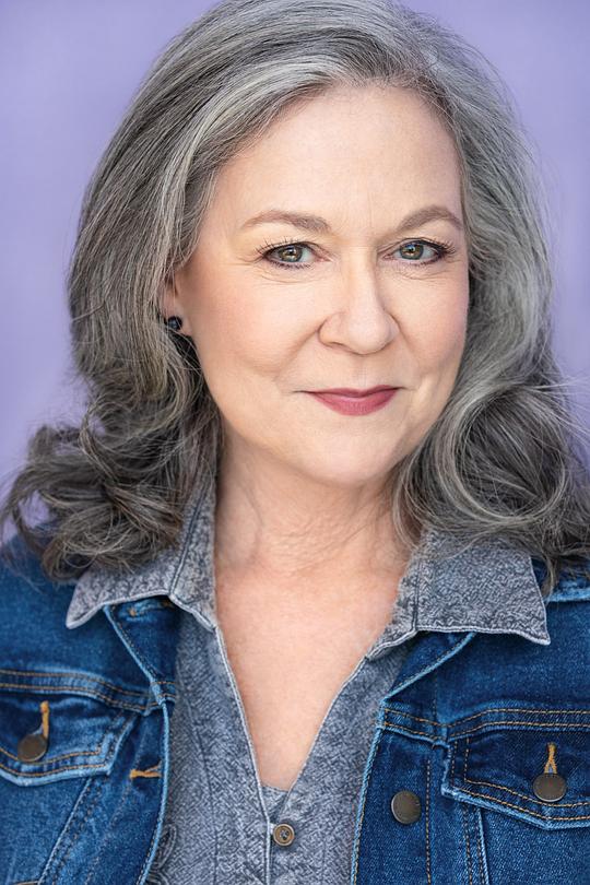 伊丽莎白·贝卡头像