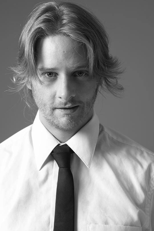 詹姆斯·朗肖尔头像