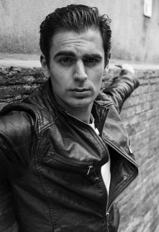 贝尔纳多·图契洛头像