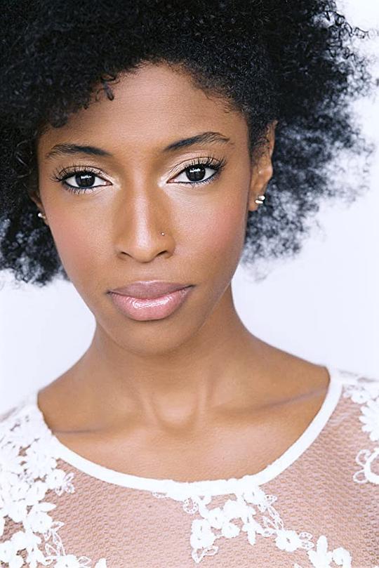 贾斯敏·亚香缇头像