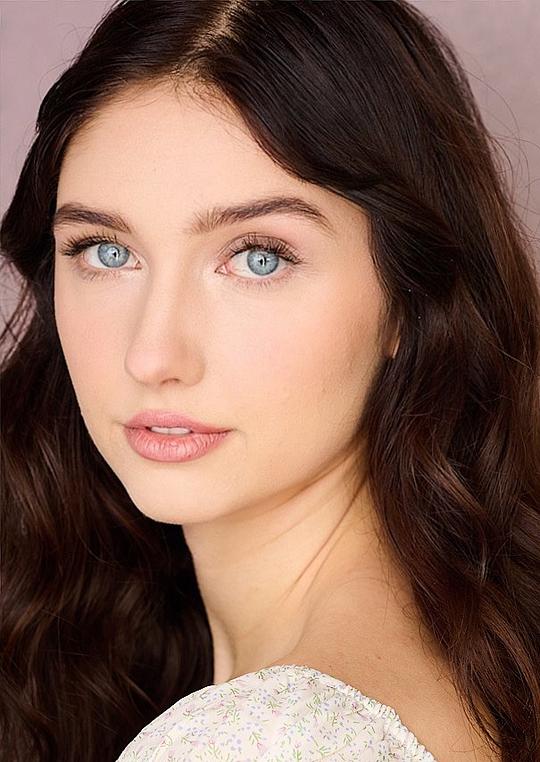 麦迪逊·爱丽丝·罗杰斯头像