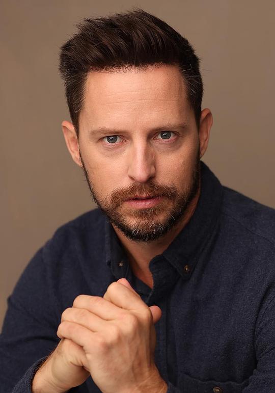 安德鲁·考尔头像