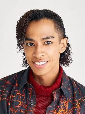 草间理查德敬太头像