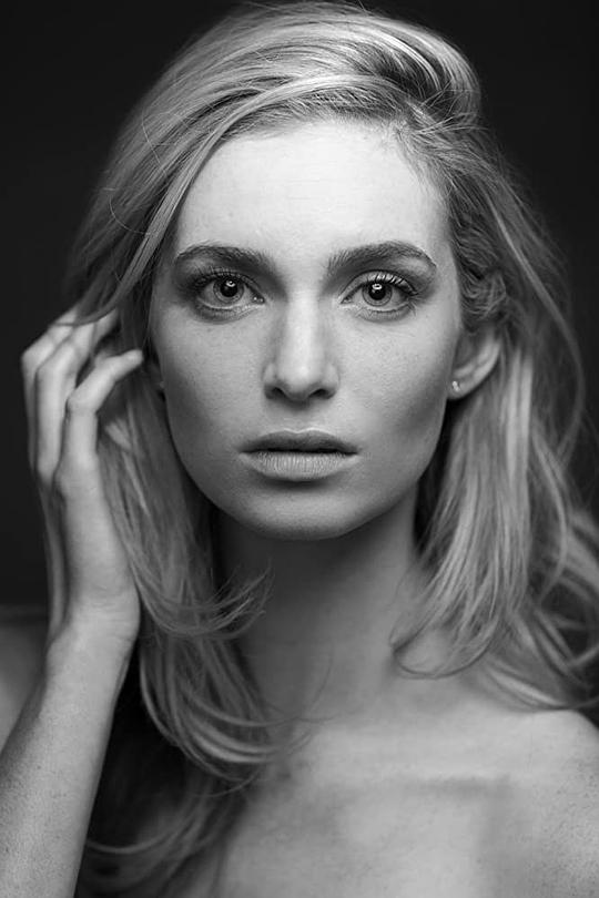 阿莱格拉·爱德华兹头像