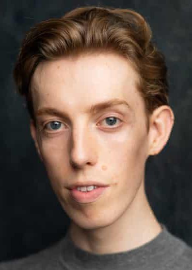 哈里·特雷瓦尔德温头像