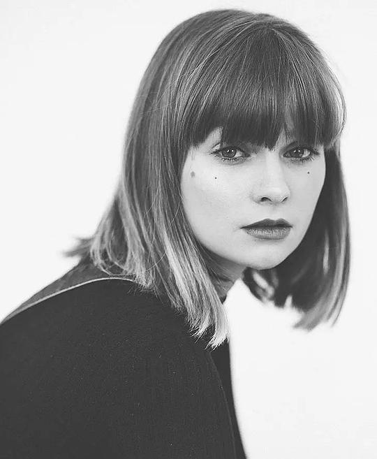 洛拉·佩蒂克鲁头像