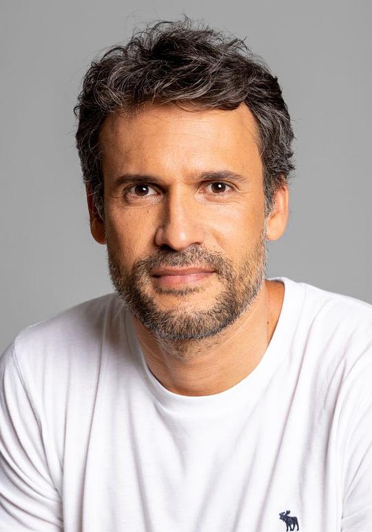 雅迪尔·费尔南德斯头像