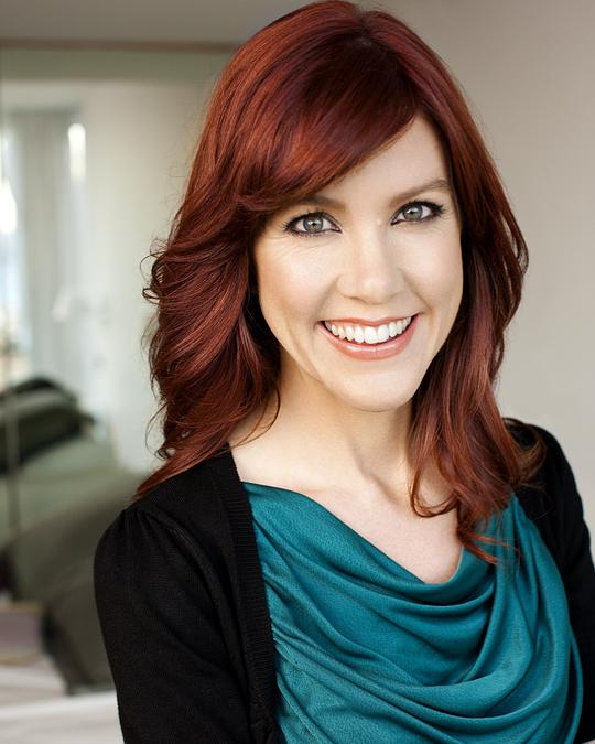 贝琳达·布罗米洛头像