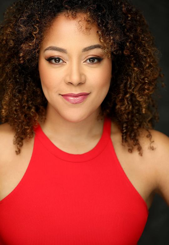 莉莉·库伯头像