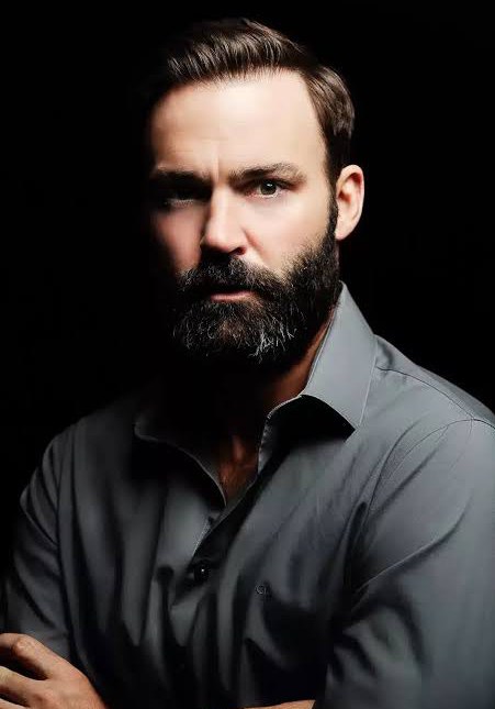 马修·勒·内维兹头像