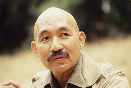 约翰·藤冈头像