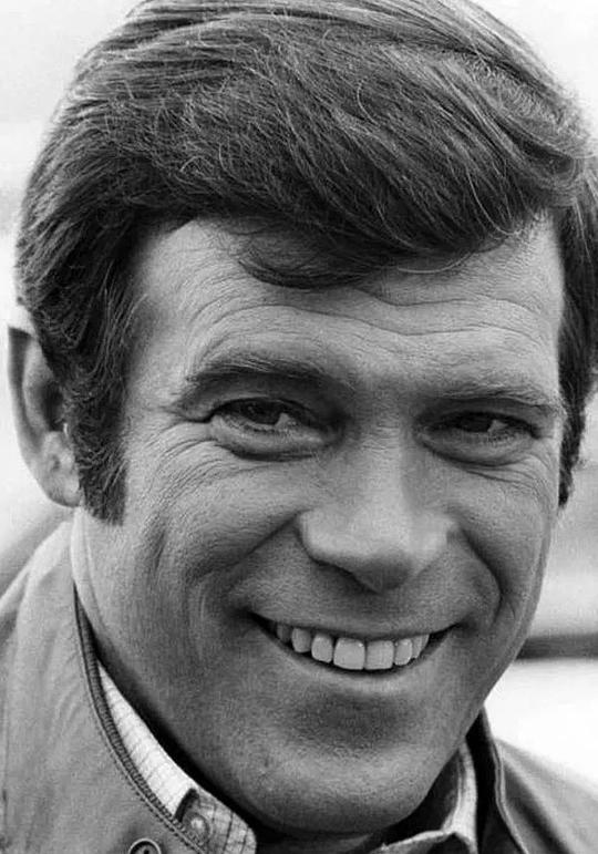 克里斯托弗·乔治头像