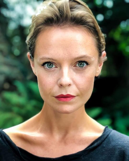 托莉·巴特勒-哈特头像