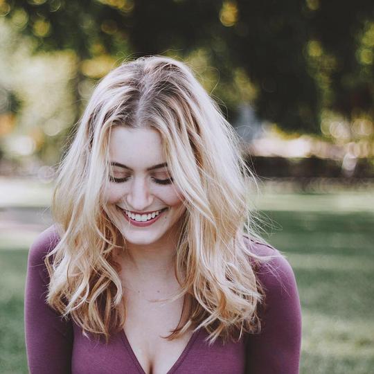 奥利维亚·马克林头像