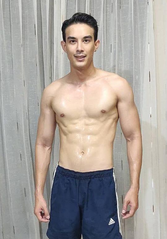 托侬·滃布恩头像