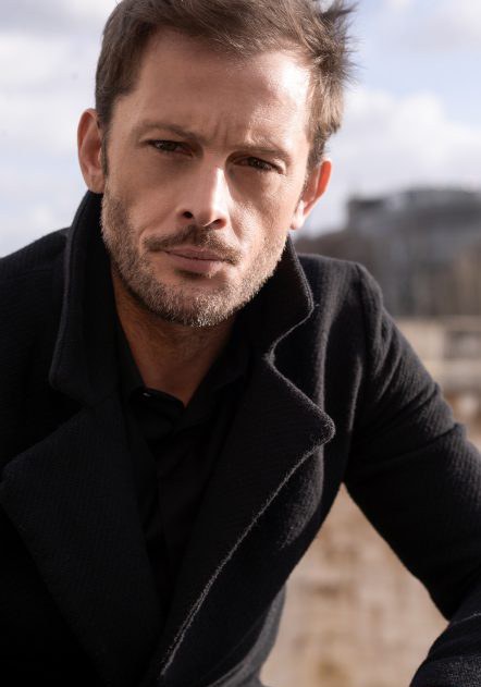 尼古拉斯·迪沃谢勒头像