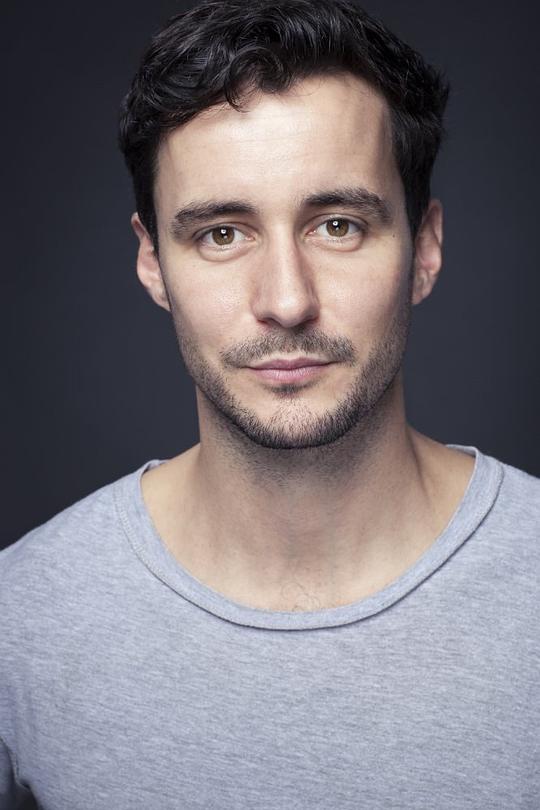 萨姆·斯温斯伯里头像