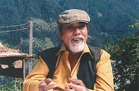 拉利特·贝尔头像