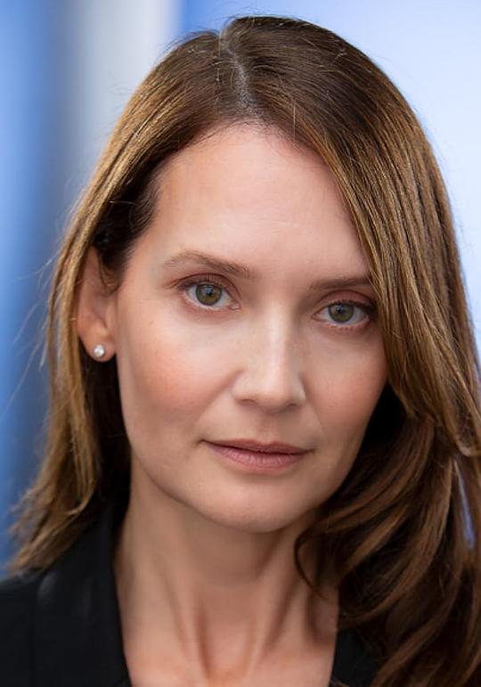 希拉里·安吉洛头像