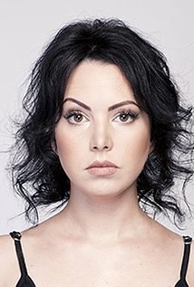 埃琳娜·佛尼耶格头像