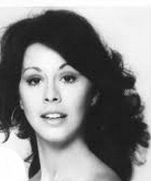 伊莱恩·吉夫托斯头像