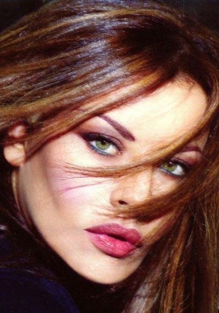 伊娃·格里茂迪头像