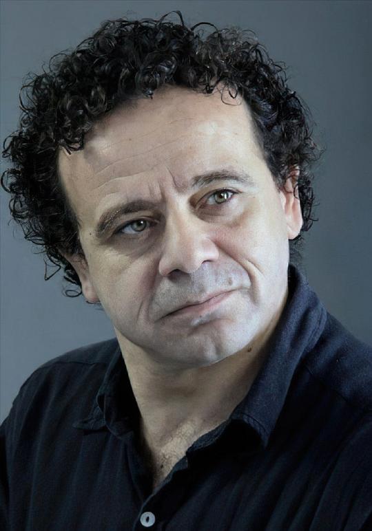 雷哈·厄兹詹头像