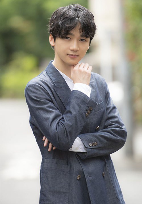 户谷菊之介头像