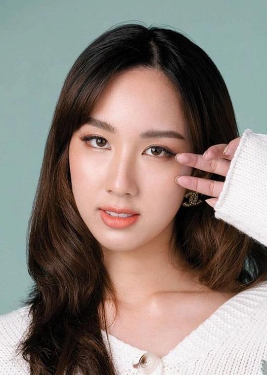 莎楠查娜·阿芘莎麦蒙空头像