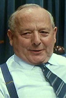 詹姆斯·格劳特头像