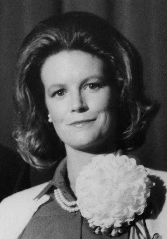 安妮·马克安诺头像