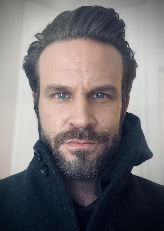 约翰·布罗特顿头像