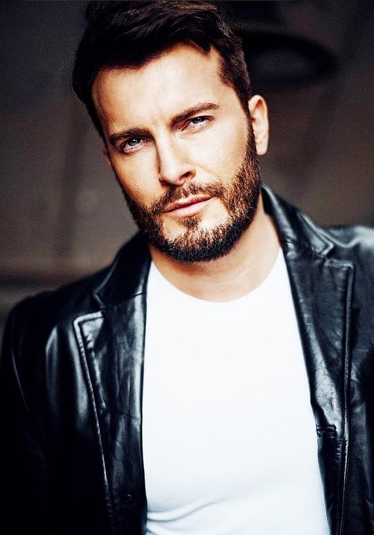 卡梅隆·莫伊尔头像