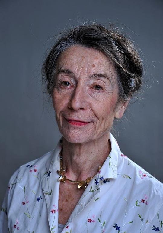 克劳丁·阿克斯头像